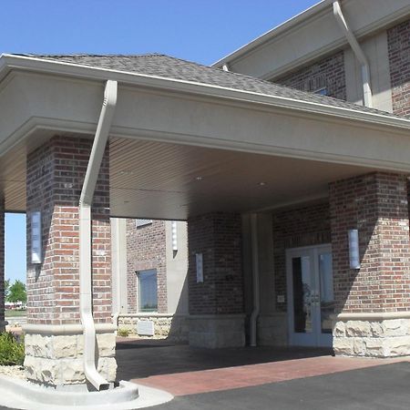Bell'S Extended Stay And Suites St. Robert Buitenkant foto