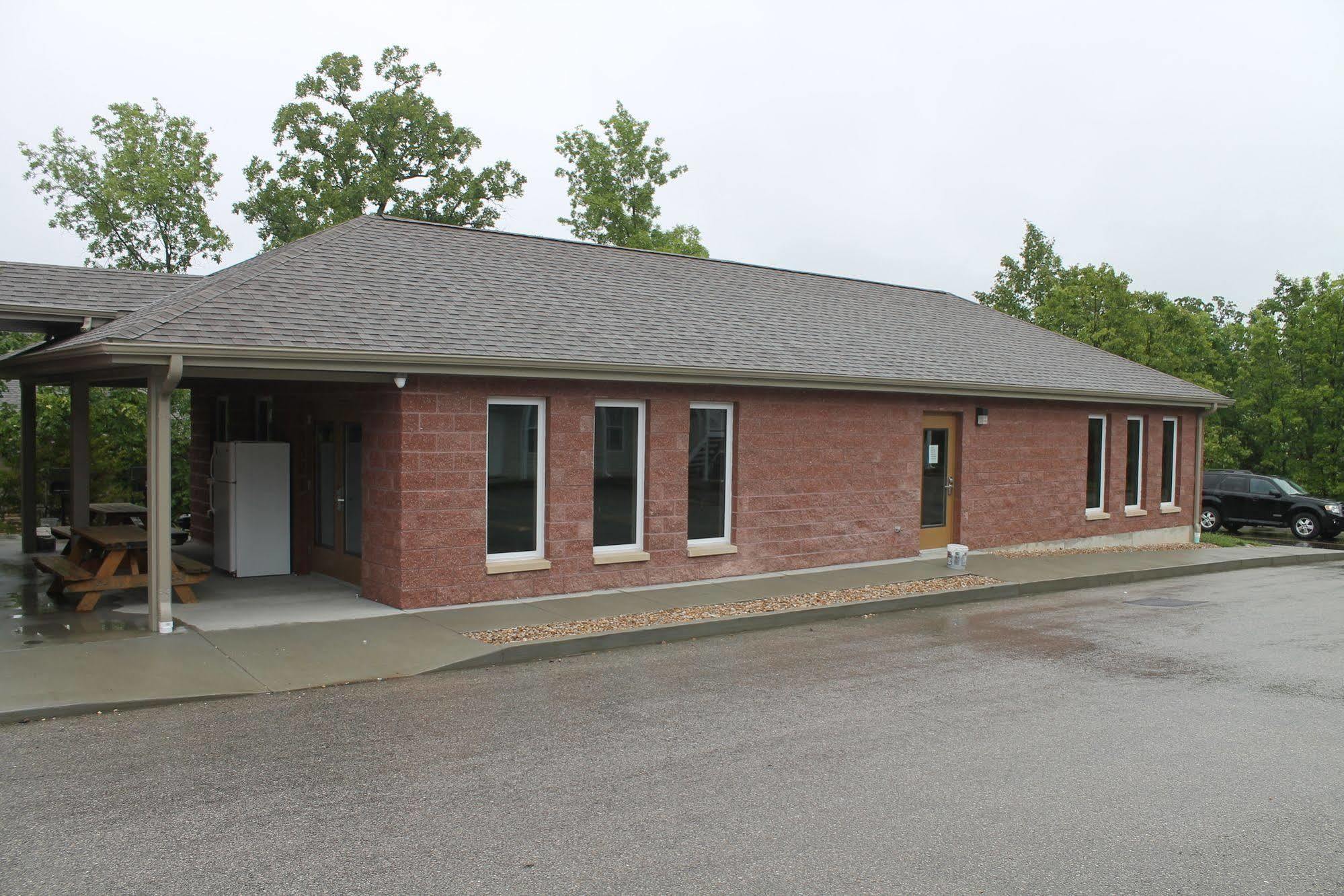 Bell'S Extended Stay And Suites St. Robert Buitenkant foto