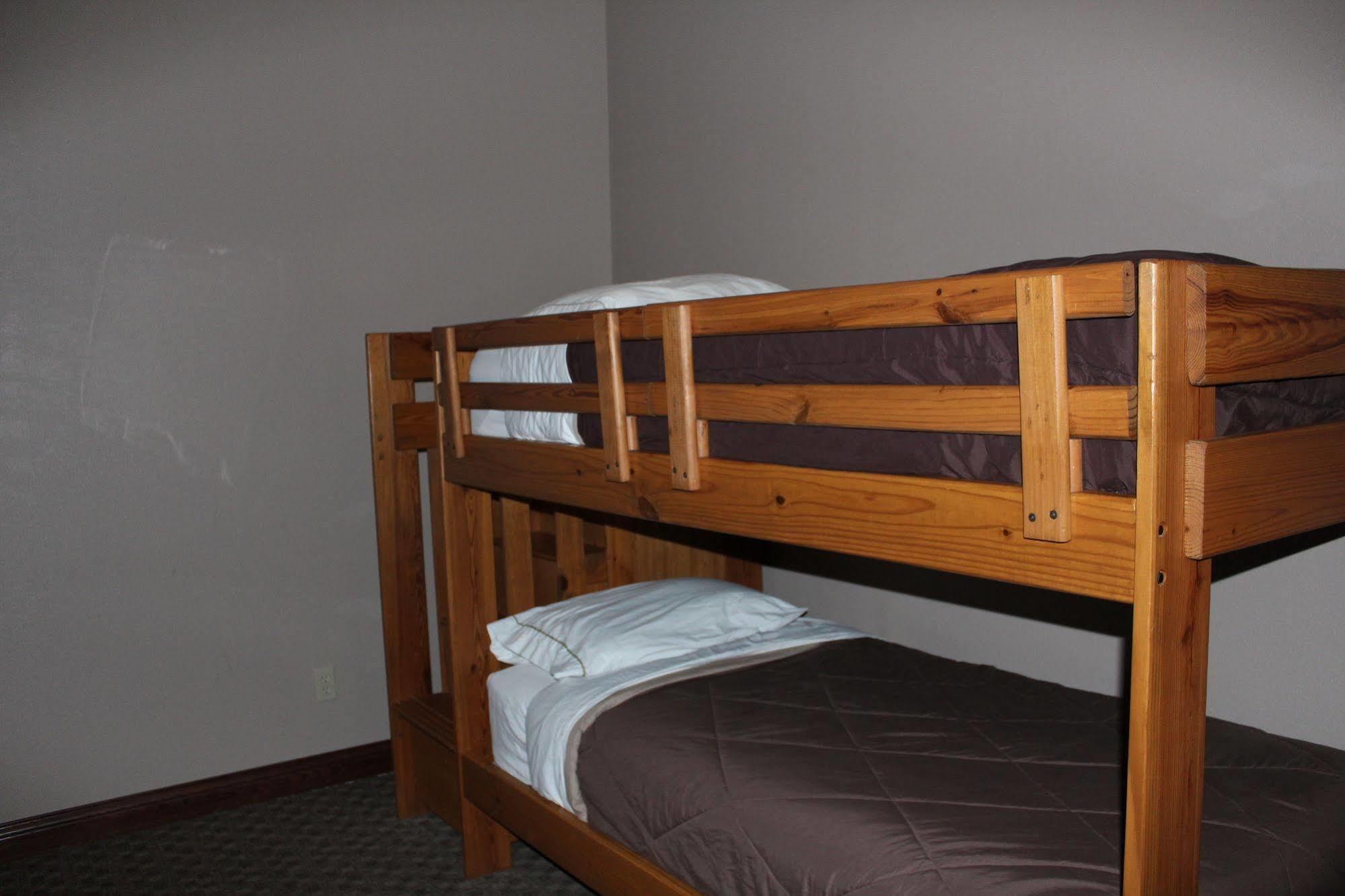 Bell'S Extended Stay And Suites St. Robert Buitenkant foto