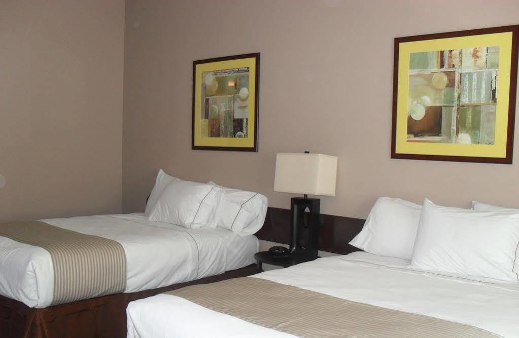 Bell'S Extended Stay And Suites St. Robert Buitenkant foto